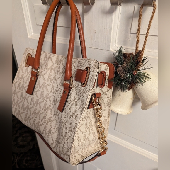 Michael Kors tote 👜 - Picture 3 of 4